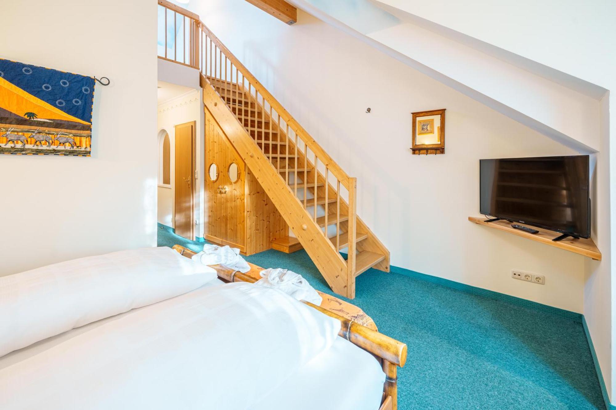 Koenig Ludwig Design Hotel Neu Zimmer Mit Sauna Oder Whirlpool Oder Mehr Altötting Εξωτερικό φωτογραφία