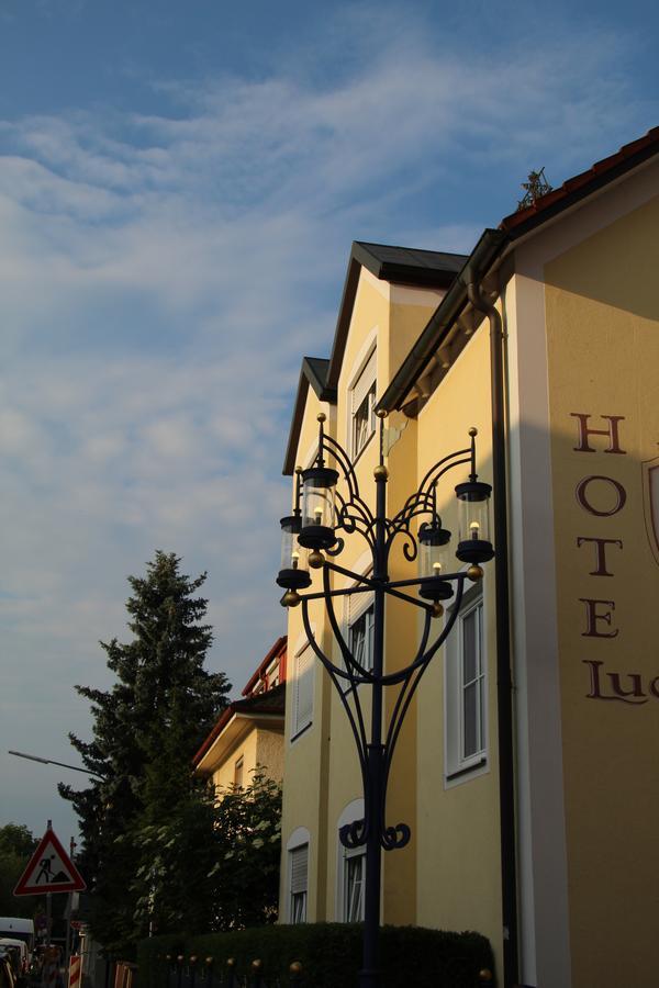 Koenig Ludwig Design Hotel Neu Zimmer Mit Sauna Oder Whirlpool Oder Mehr Altötting Εξωτερικό φωτογραφία