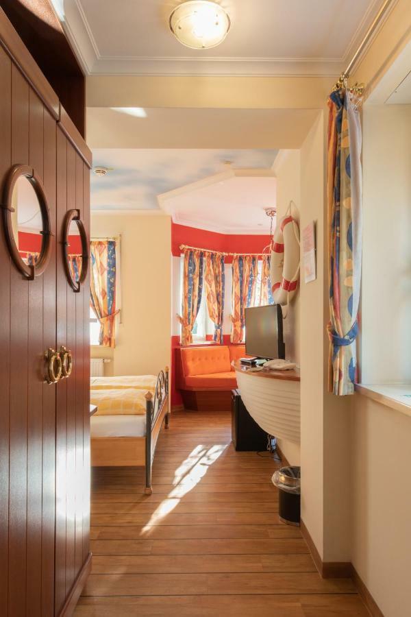Koenig Ludwig Design Hotel Neu Zimmer Mit Sauna Oder Whirlpool Oder Mehr Altötting Εξωτερικό φωτογραφία